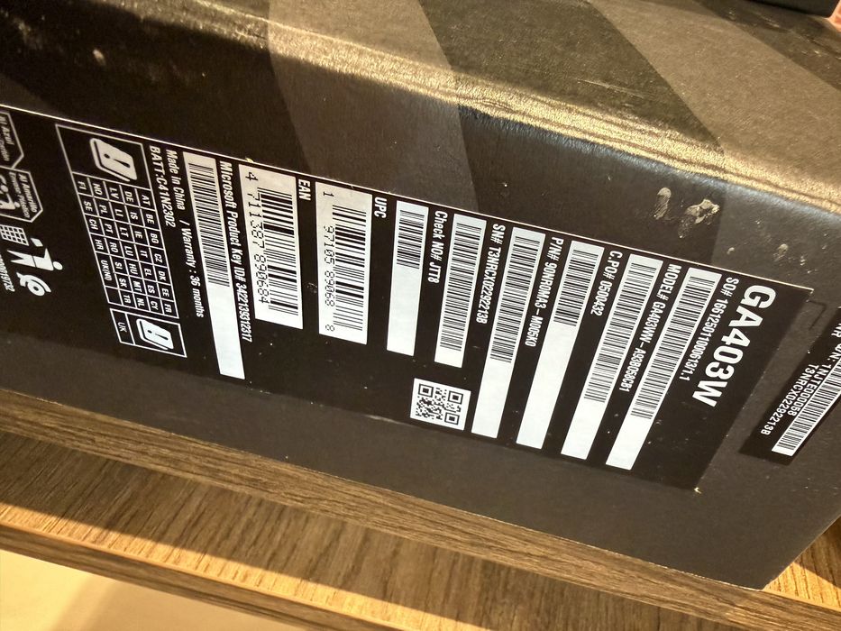 Portátil Asus ROG Zephyrus G14 (2025) 14" GA403WW-A93BO58CB1 Cinzento