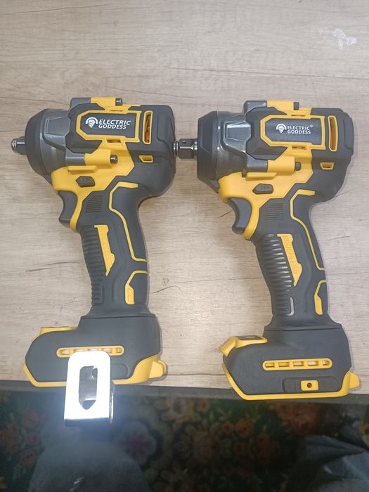 Аккумуляторный ударный гайковёрт