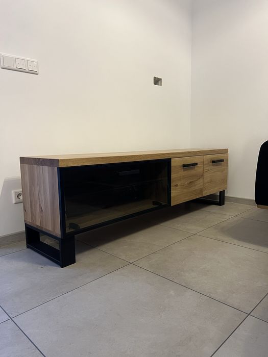 Szafka rtv ze szkłem dębowa loft