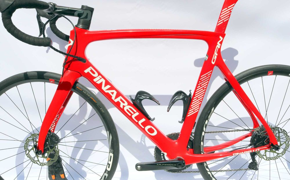 Włoska szosa PINARELLO GAN Disc ultegra Di2 roz. 56