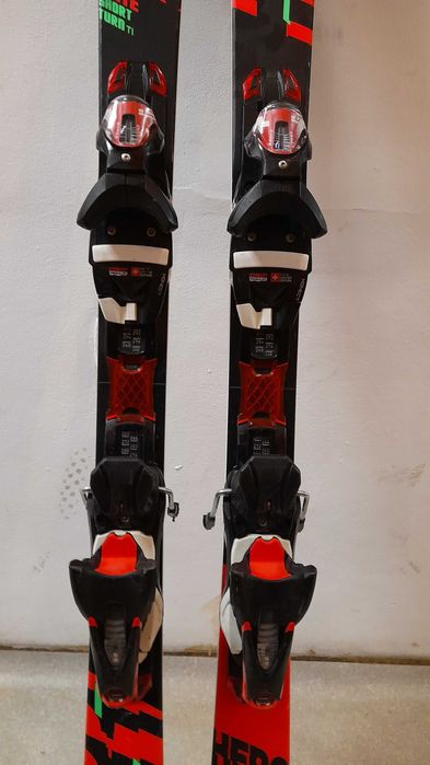 スキー Rossignol Hero Elite Short Turn 167cm ROSSIGNOL HERO ELITE SHORT TURN TI- 167 + SKI RZEP