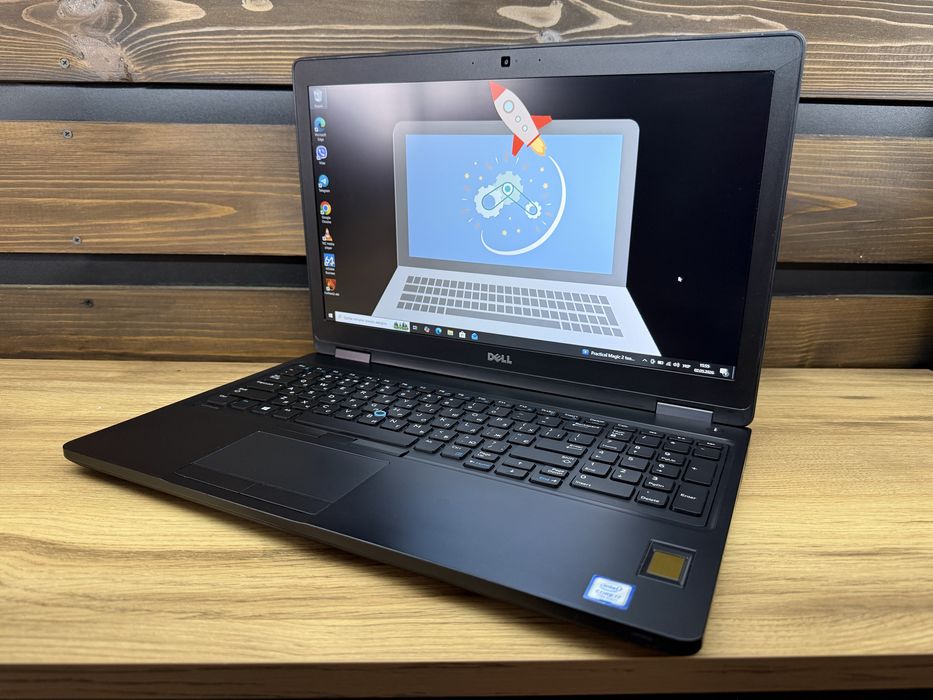 Dell Latitude 5580 MX940 2 GB 15,6" FHD IPS  i7-7820HQ/8 GB DDR4/256 GB M2 NvMe/17%