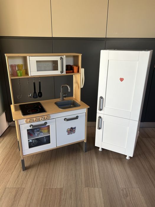 Cozinha e frigorifico IKEA + acessórios