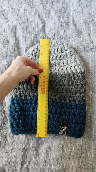 Czapka 25% wełny - La Czapa Kabra - handmade