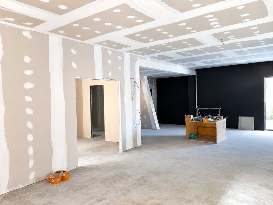Construção | Remodelações Interiores | Pinturas, Pavimentos e Pladur | Obras Industriais