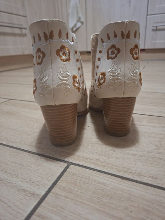 Buty damskie rozmiar 37