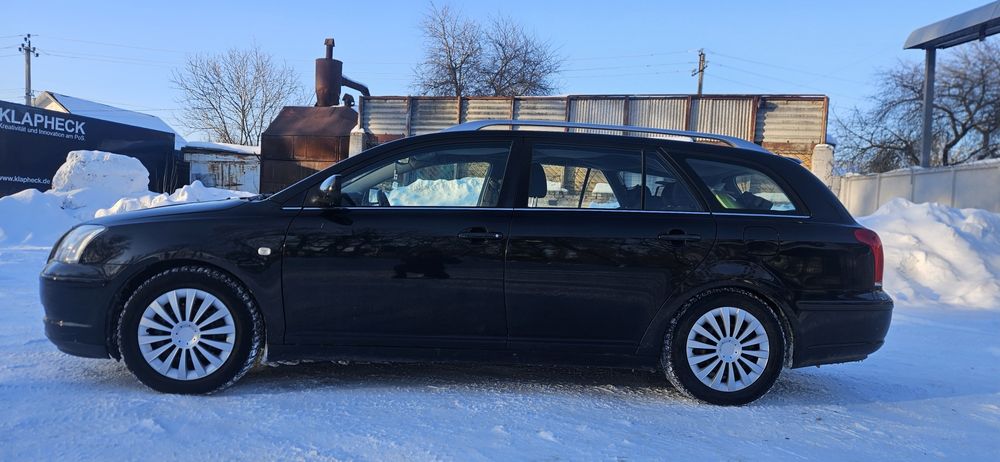 Toyota Avensis 2006 рік 2.0 дизель для військових