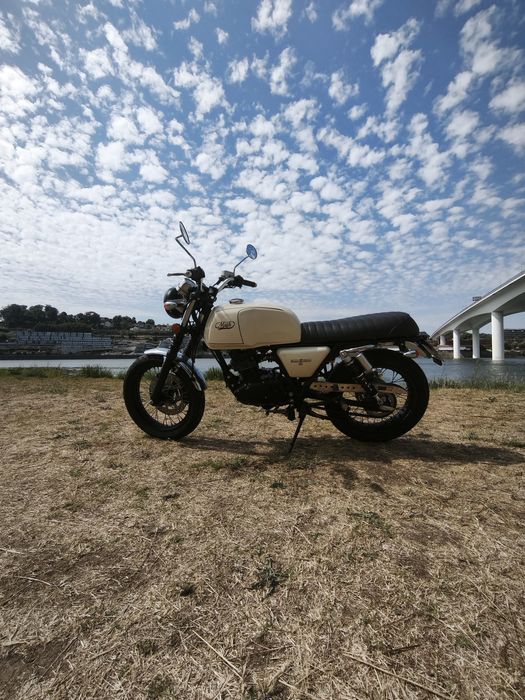 Mash black Seven 125 (Brown Edition)