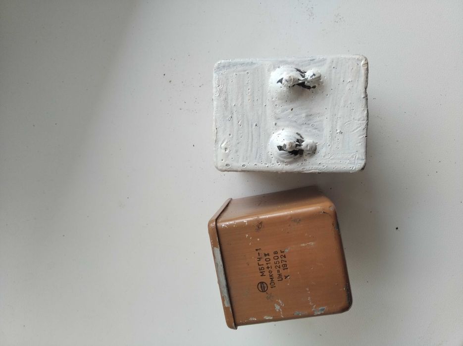 Конденсатори, резистори,транзистори,радіодеталі,мікроплати