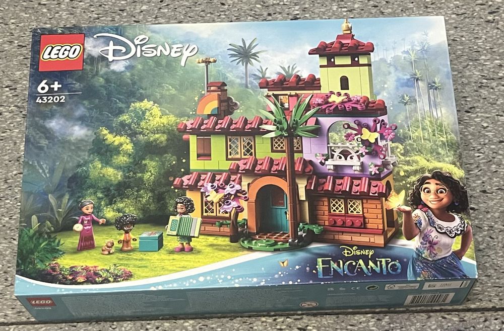LEGO Disney 43202 Dom Madrigalów nowe