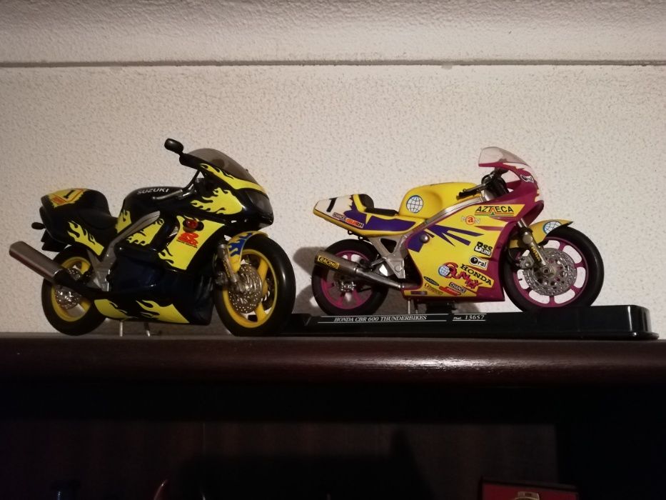 Carros e motas de coleção