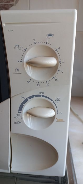 Microondas Moulinex com Grill