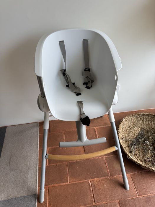 Cadeira refeição bebé Beaba pouco uso