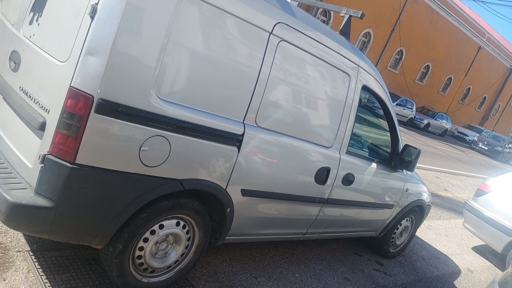 Vendo carro em bom só anda