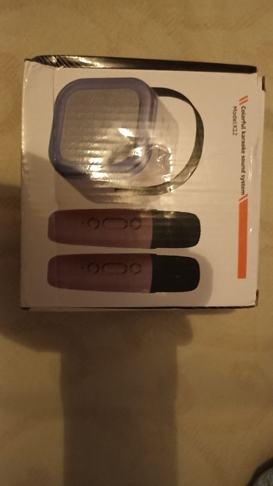 Караоке  блутуз колонка з мікрофоном