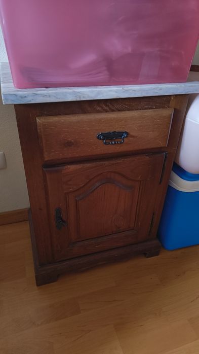 Móvel quarto maçico para despachar