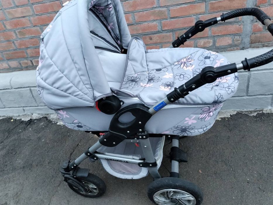 Продам дитячу коляску