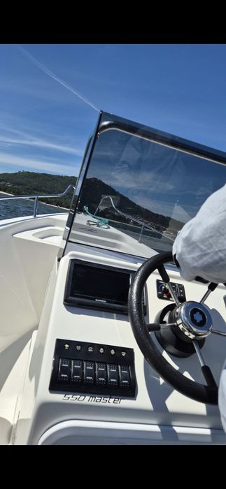 Barco Isonautica 550 master