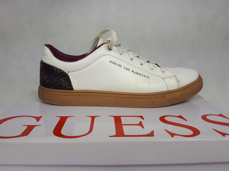 Męskie sneakersy GUESS białe monigram brąz 43 oryginalne