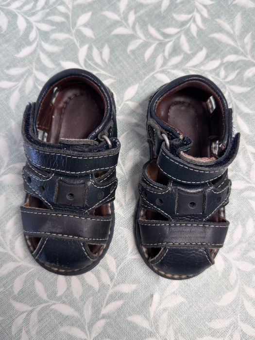 Sandalias menino 21