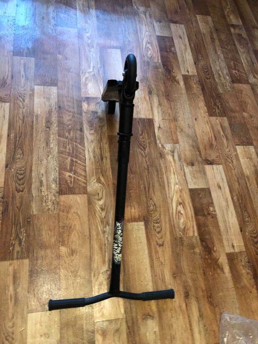 Надміцний трюковий самокат 
Анадована рама