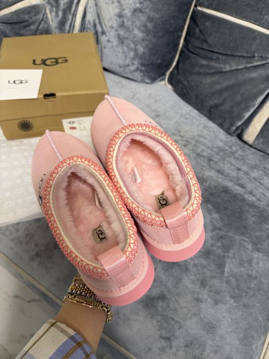 Розовые угги UGG Tazz Love Slipper Arroyo Tropical Pink Sand