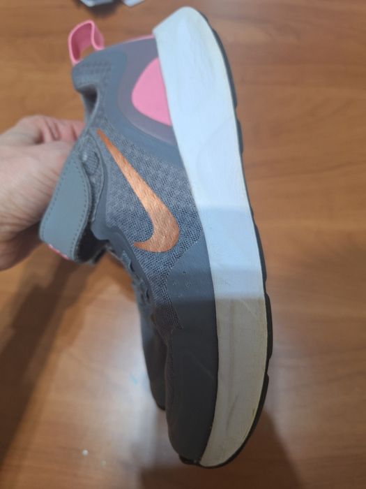 Buty Nike rozm. 33