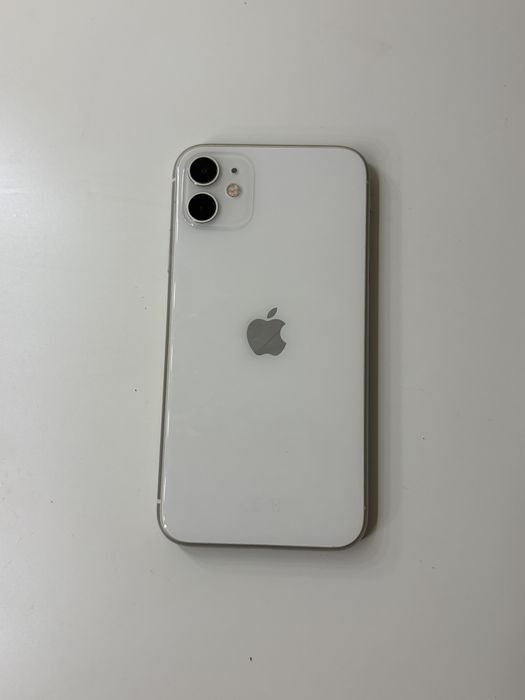 iPhone 11 64G excelente estado