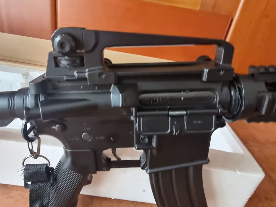 Airsoft m4a1 Full metal s/ pintura