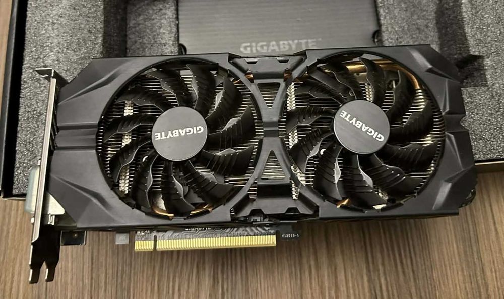 Видеокарта Gigabyte Radeon R9 390 8gb 512bit
