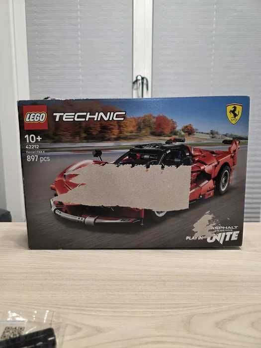 Lego Technic Ferrari FXX K 42212