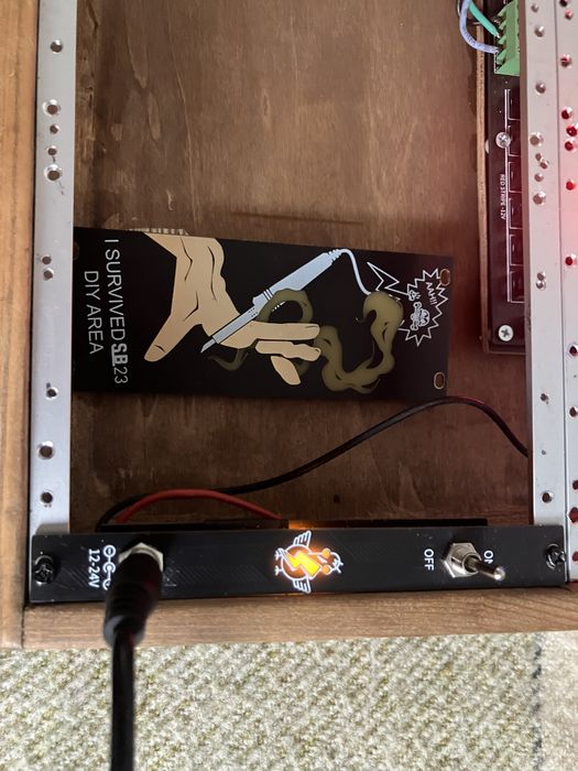 Eurorack zasilanie .Crazy chiken.