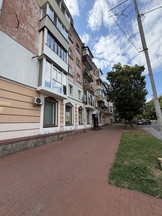 Продам 3 ком с самом сердце Чернигова