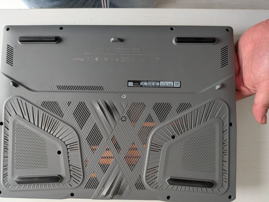 Laptop gamingowy MSI Sword 16 HX  i7-14700HX