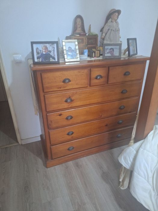 Mobilia de quarto para venda gato preto