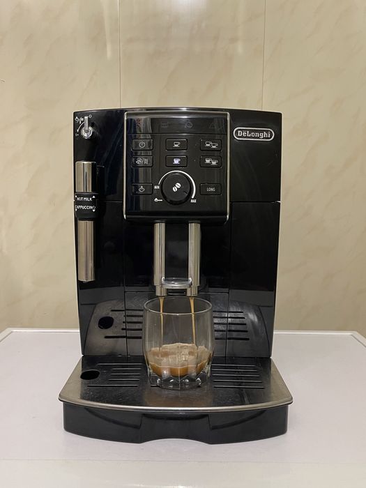 Кофемашина Delonghi ECAM 25.120B Кавомашина Delonghi