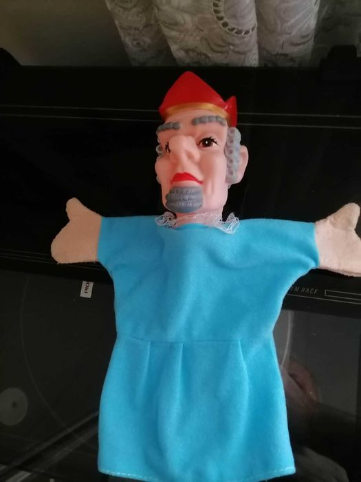 Fantoche de Rei Cabeça em Borracha