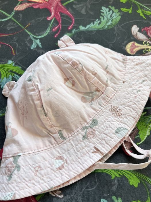 Kapelusz dziewczecy letni H&M r74/80