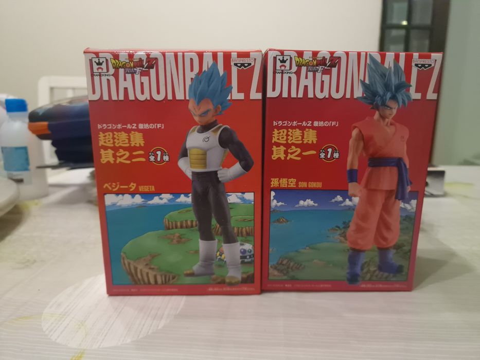 Pack de duas figuras Dragon Ball Resurrection of F DXF. Muito raras