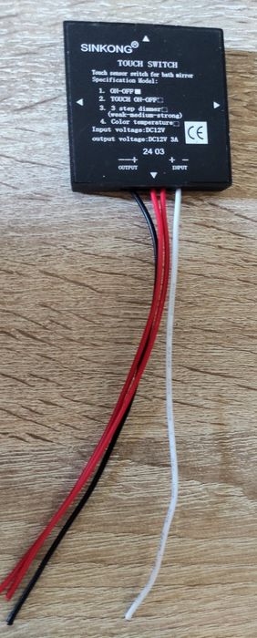 Sensor por toque para espelhos ou vidro