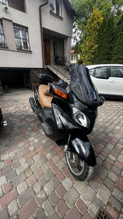 Suzuki Burgman 650 2004p.