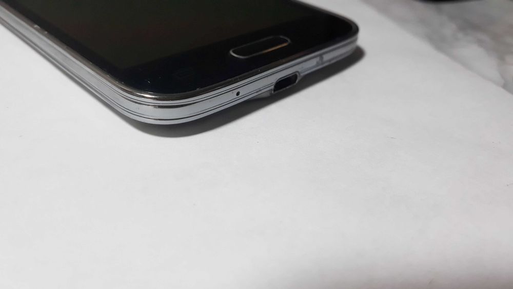 Телефон смартфон Samsung s5 mini