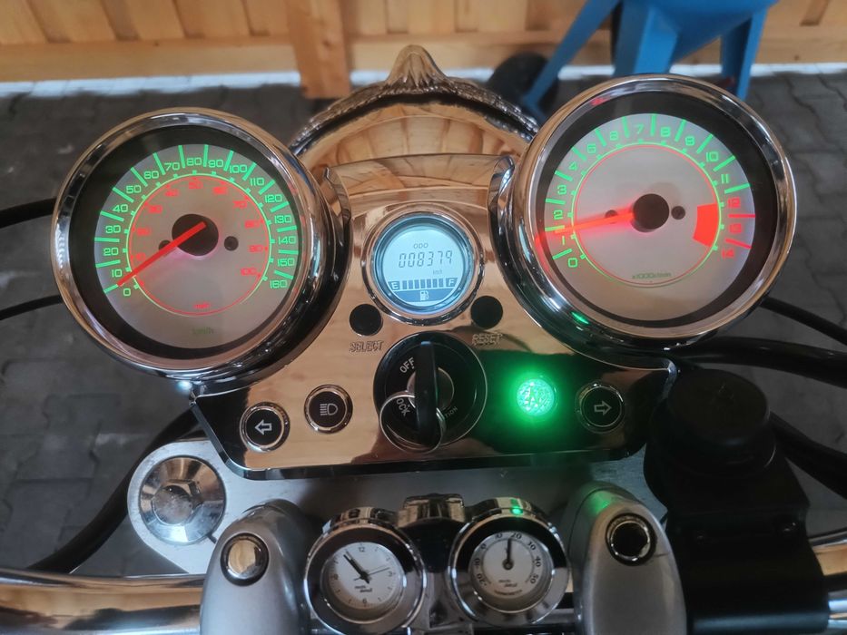 Hyosung Aquila 125 kat B,A1