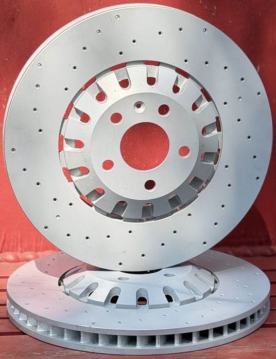Brembo. Ексклюзивні перфоровані гальмівні диски -Audi Q7  VW TOUAREG, PORSCHE CAYENNE