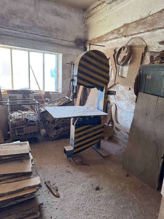 Меблеве виробництво