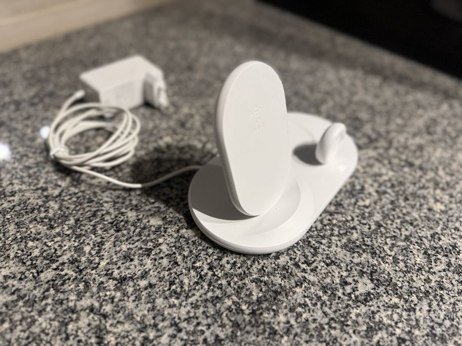 Carregador Wireless 3 em 1 Belkin (iPhone + Apple Watch + AirPods)