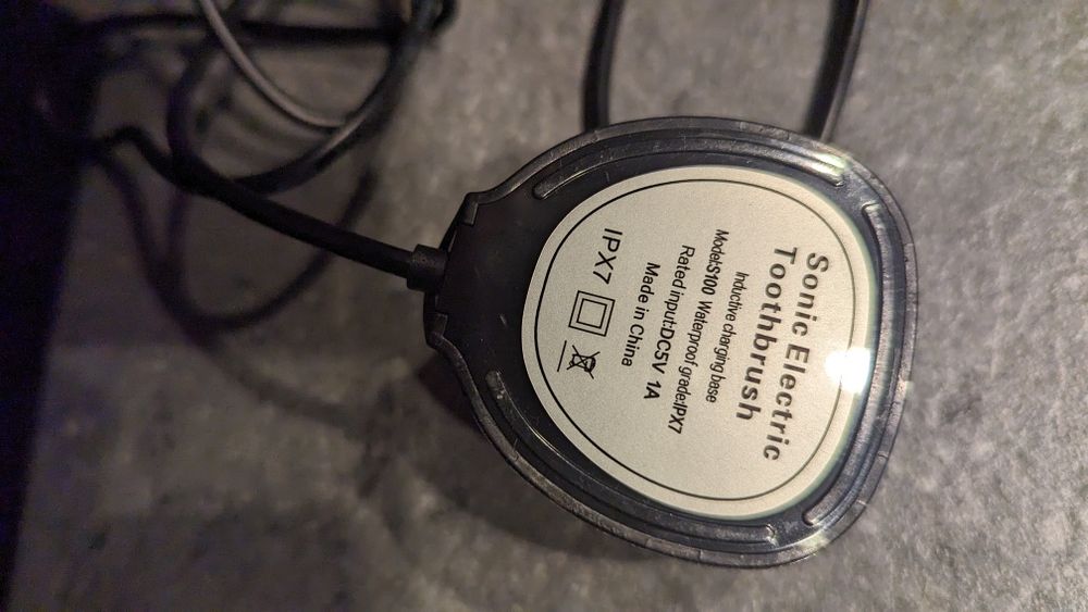 Ładowarka indukcyjna do sztoteczki Alfawise S100