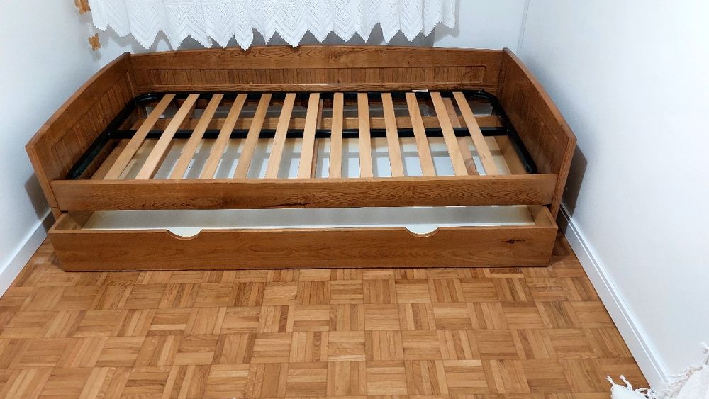 Cama + estrado + colchão