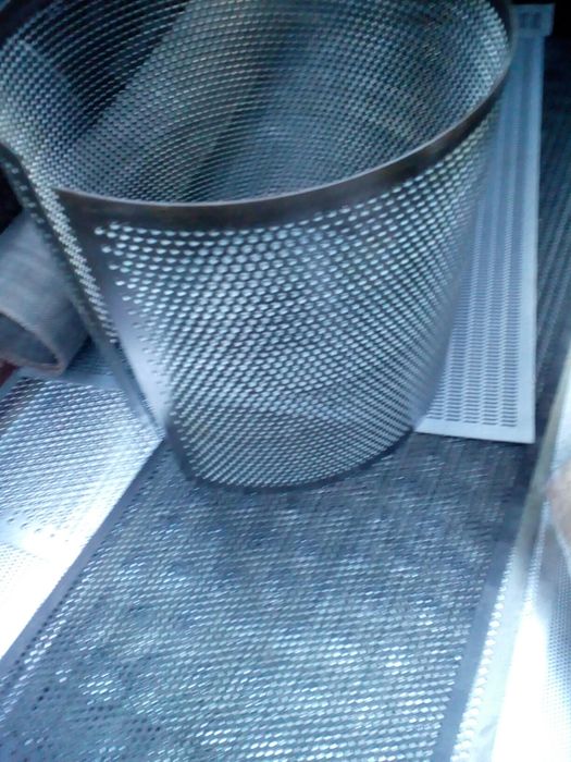 Решета к дробилкам ДДМ 500х1575 мм 1,5;2,0;3,0 мм.Молотки,ножі