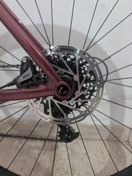 Bicicleta de Gravel 3T Exploro Primo Rival  1x11 Cherry
